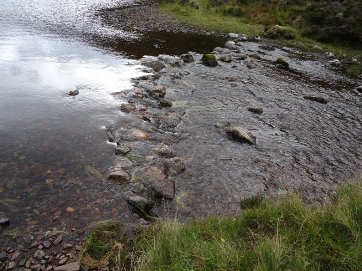 The stepping stone crossing where Allt a Ghlinne Dhorcha joings Lochan Fada. Safely negotiated with dry feet!