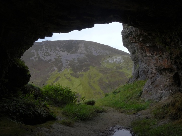 View out of one of the Bone Caves, looking at the opposite ridge (Beinn nan Cnaimhseag?)