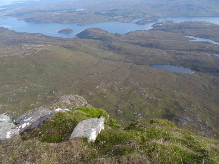 The view to the north off the very abrupt edge at the end of the Sail Garbh ridge.