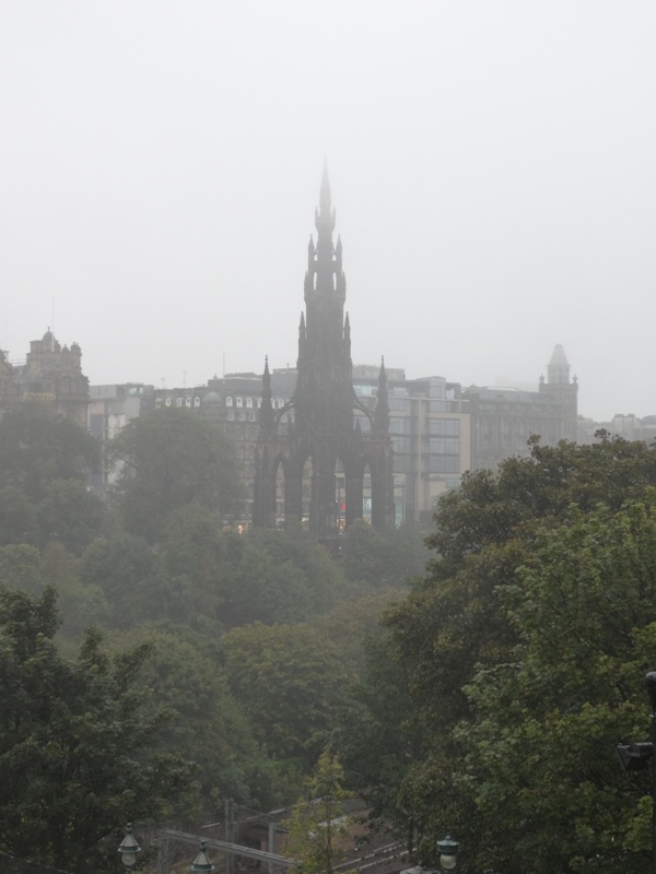 A dreich day in Edinburgh. The Scott Monument.