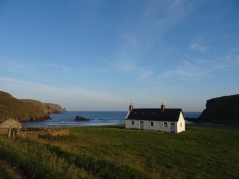Another beautiful shot of Kearvaig bothy (seriously, is it possible to take a bad photo of this bothy?)